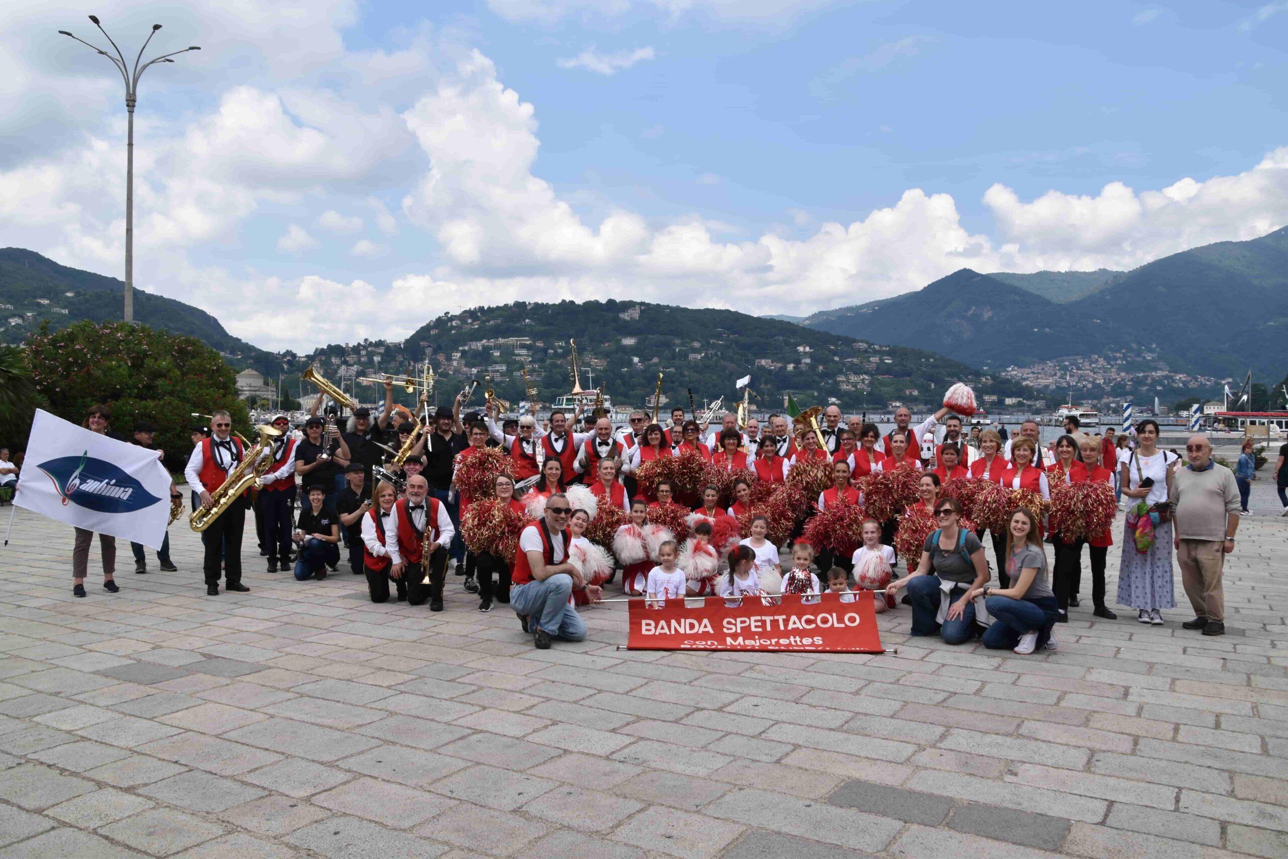 bande in piazza como 2024